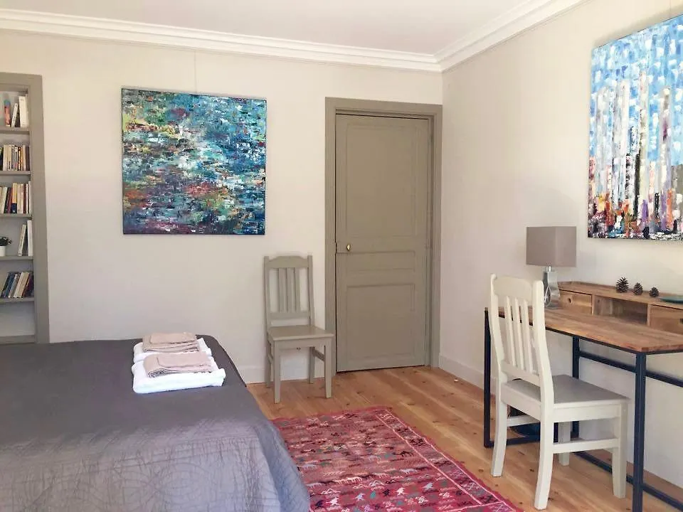 לינה וארוחת בוקר 1 Square Du Docteur Blanche - Paris 16 0*,  צרפת